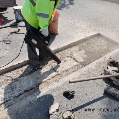 现货供应路面坑洼修补改性沥青冷补料，小区井盖修补道路沥青冷补料