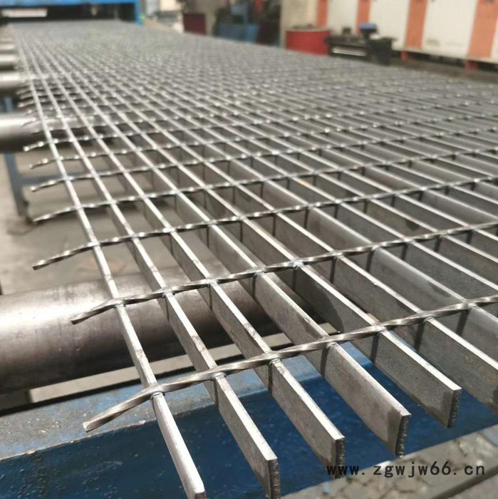 热镀锌钢格板高铁桥墩格栅板楼梯踏步板排水沟盖板井盖镀锌钢格栅图5
