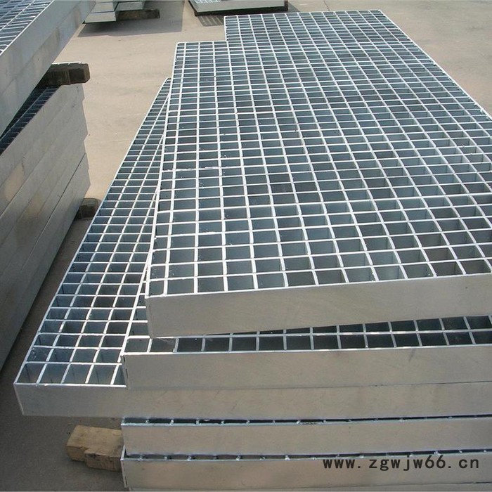 楼梯踏步板厂家镀锌板水沟金属竖井盖板对心花纹钢盖板热镀锌雨水盖板可定制图3
