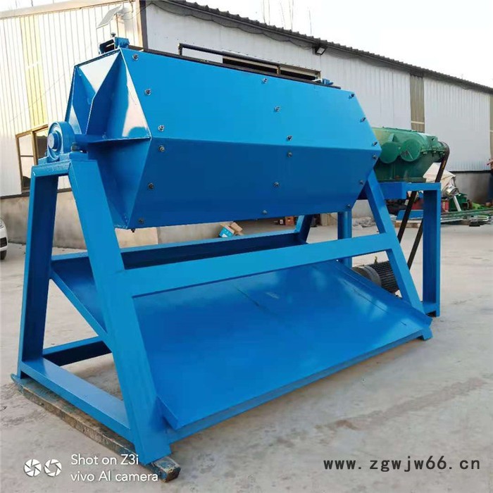 环保台式滚筒抛光机 滚筒式五金除锈喷砂机图3