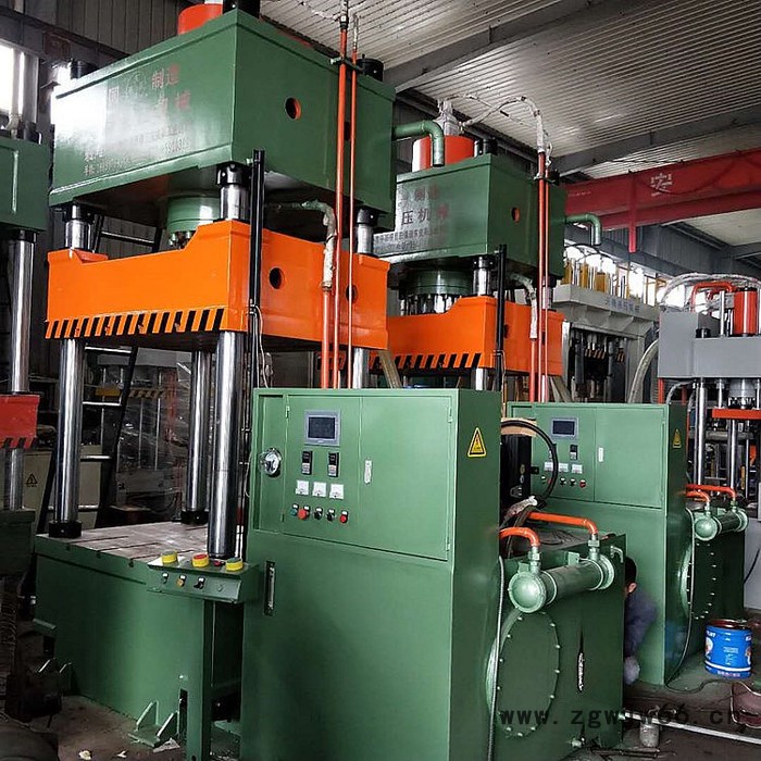 【天瑞】品牌机械**液压机系列玻璃钢制品油压机 树脂井盖液压机 拼图机图6