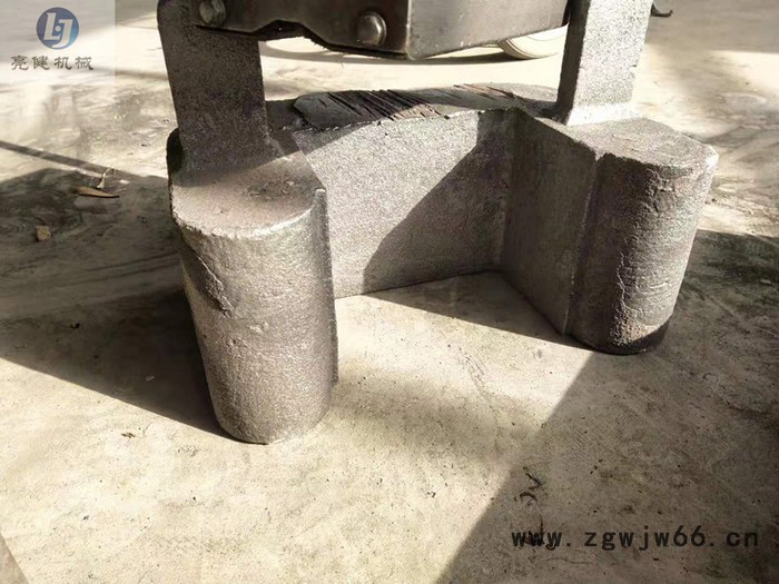 广东阳江铸钢井盖定制铸钢件工期短价格低图5