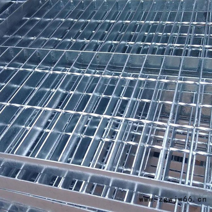 检查井钢盖板   钢格板井盖  工玖丝网制品  厂家定做 实体厂家 现货供应图3