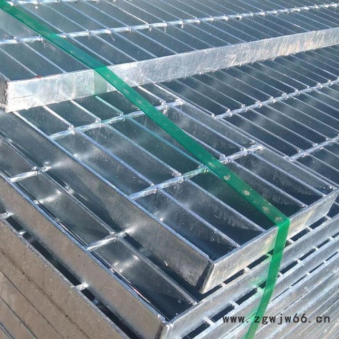 检查井钢盖板   钢格板井盖  工玖丝网制品  厂家定做 实体厂家 现货供应图2