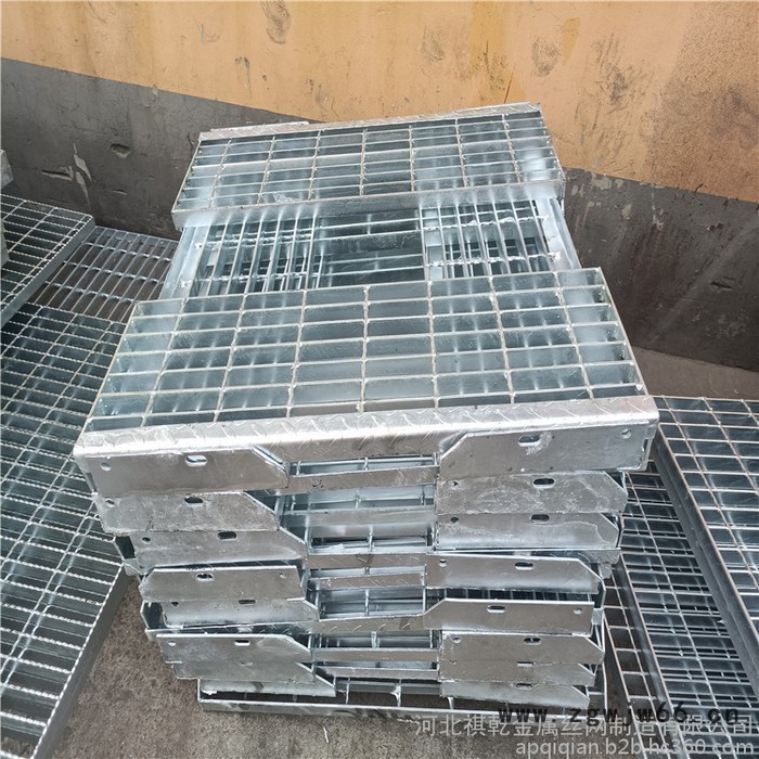 304水沟盖板篦子 q235钢格板T2踏板 304不锈钢市政井盖 专业厂家图5