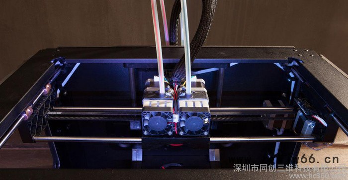 **销售 MakerBot R2X 双喷头FDM3d成型打印图3