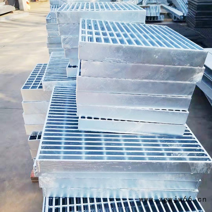 重型过车钢格板  轻型走人格栅板  花纹板井盖镀锌沟盖板图3