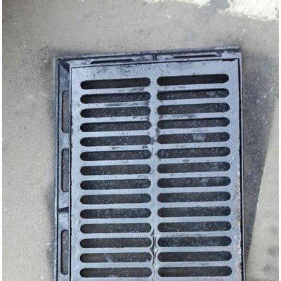 供应球墨铸铁井盖  井圈  厂家配套生产