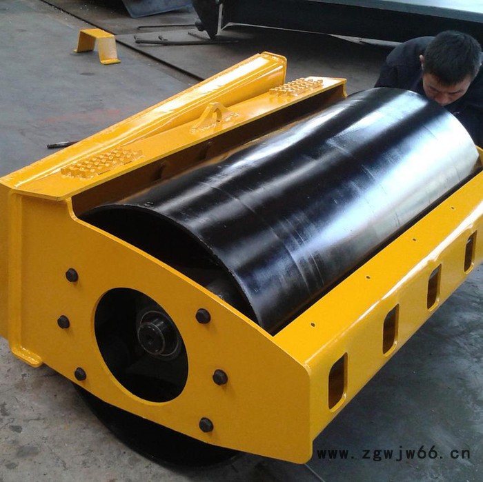 ** 山河 徐工 凯斯 厦工 芒特 海松 卡特 压实器 装载机改装成压路机 小型滚筒压实器 定做滚筒压实机图3