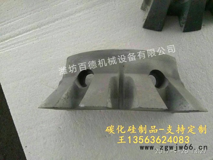 碳化硅辐射管  碳化硅喷头 碳化硅烧嘴套 碳化硅方梁 碳化硅辊棒 碳化硅内衬图4