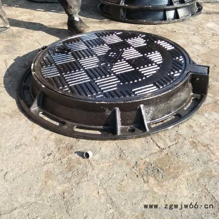 固桥桥梁配件有限公司厂价直销可调式升降井盖(可订作) 圆形井盖图6