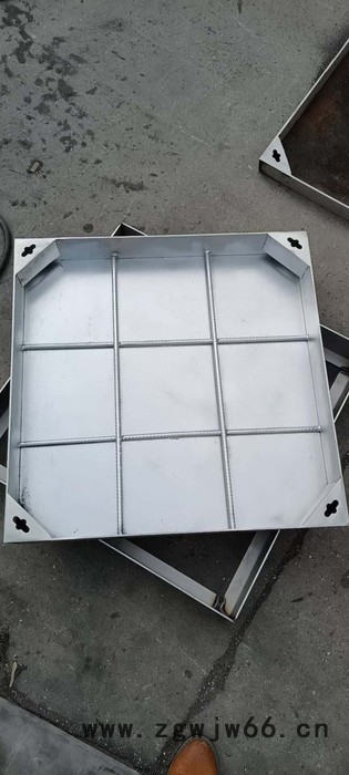 浩展专业生产定制304不锈钢井盖隐形井盖窨井盖格栅线性排水沟雨水井盖装饰井盖图4