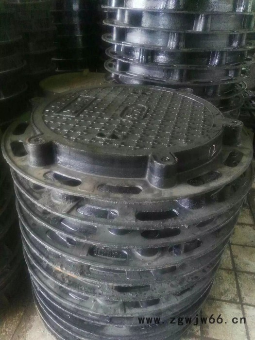 球墨重型井盖700 防臭井盖 手控井盖 电信井盖图7