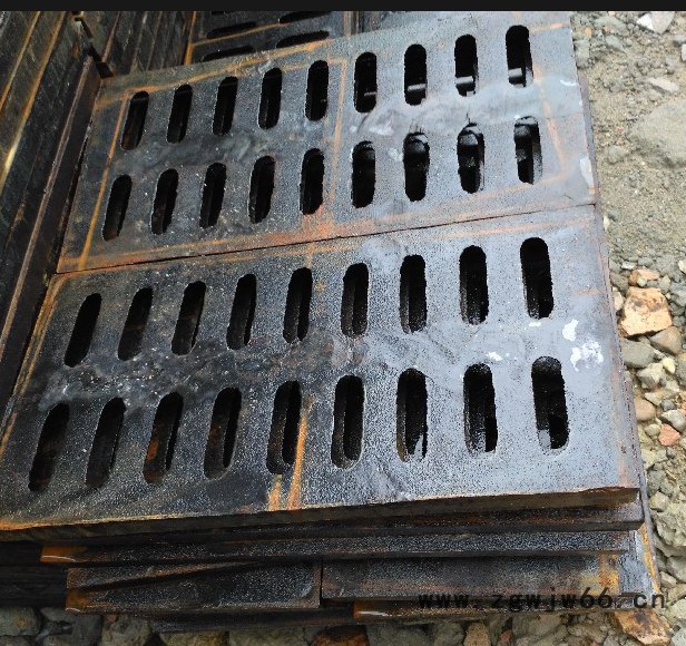 福建现货库存304不绣钢井盖圆形井盖700*800雨水井盖通讯井盖电力检查井盖图3