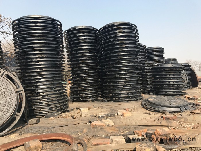 兴华  重型  铸铁井盖 加工定做各种异型井盖及铸件 不锈钢井盖厂家图4