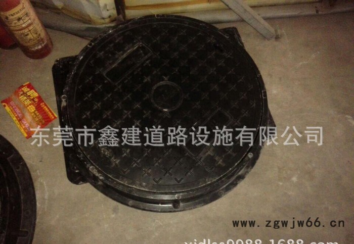窖井盖大型生产树脂复合窖井盖图3