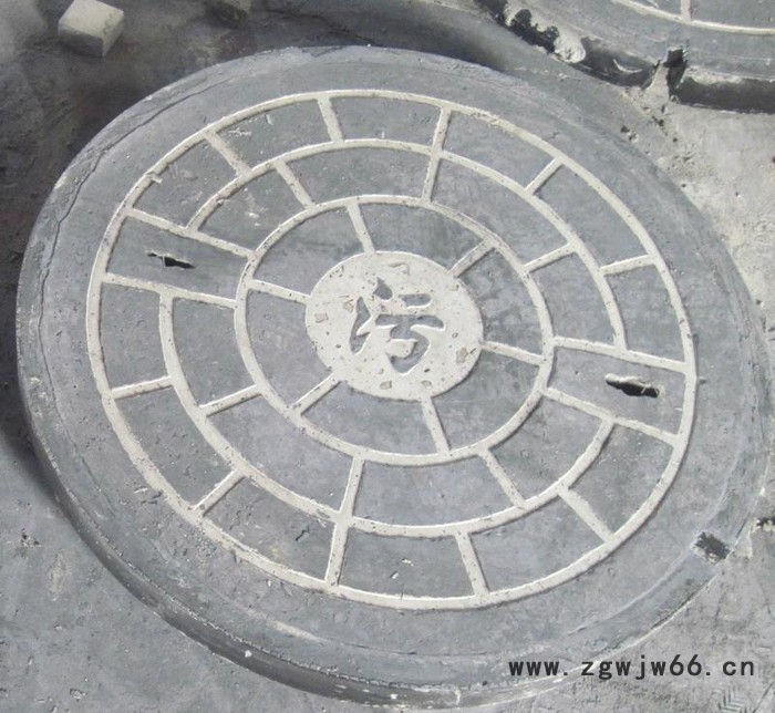 驰宇 定做水泥井盖现货市政检查井盖钢纤维混凝土井盖