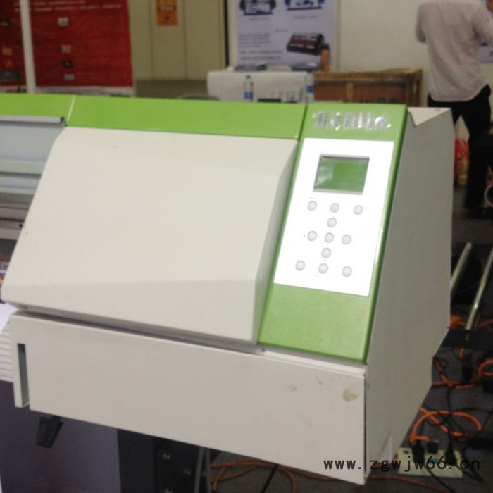 西立PC-1600喷刻一体机 服装加工设备 爱普生喷头自动清洗 伺服系统 PC-1600喷切一体机图2