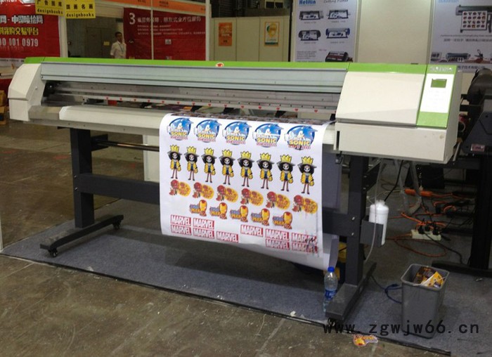 西立PC-1600喷刻一体机 服装加工设备 爱普生喷头自动清洗 伺服系统 PC-1600喷切一体机图3