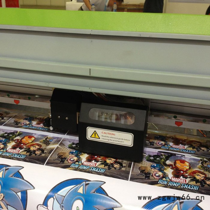 西立PC-1600喷刻一体机 服装加工设备 爱普生喷头自动清洗 伺服系统 PC-1600喷切一体机图4