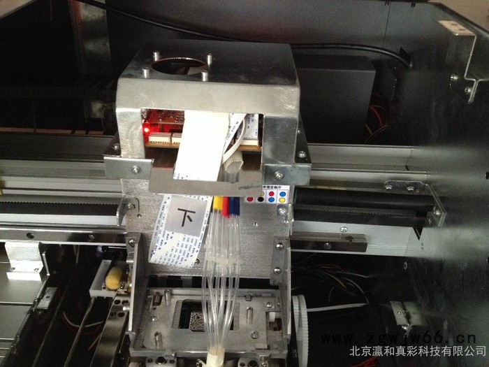 重庆，四川1.8米写真机，爱普生微压电喷头户内外写真喷绘机