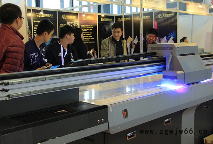 大理光3220UV打印机 工业级灰度喷头 速度快 高效产能 寿命长图4