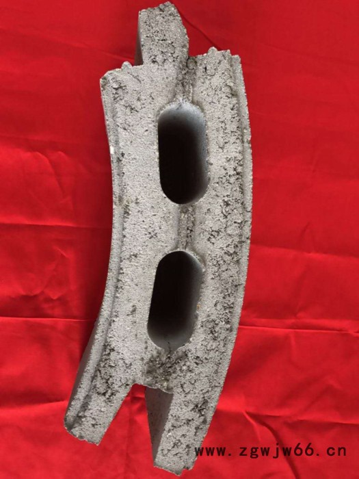 驰宇 直销 钢纤维混凝土井盖 新款水泥污水井盖 定做雨水井盖 水泥砌块 ** 欢迎来点洽谈图5