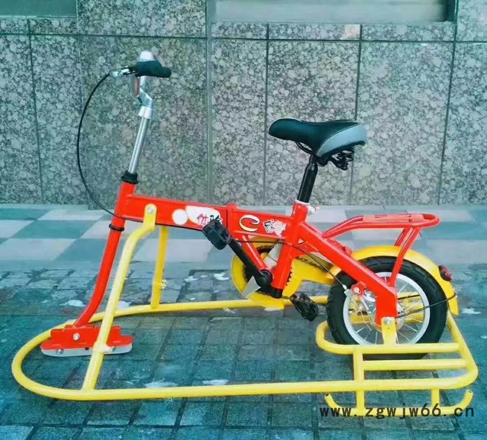 诙谐幽默是人们   雪地滚筒  儿童冰上自行车  独轮逍遥车图4