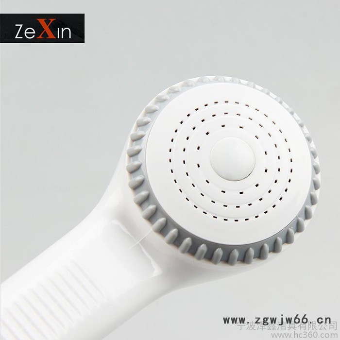 PVC花洒 ** 淋浴喷头 防摔 易清洗 手感舒适图3