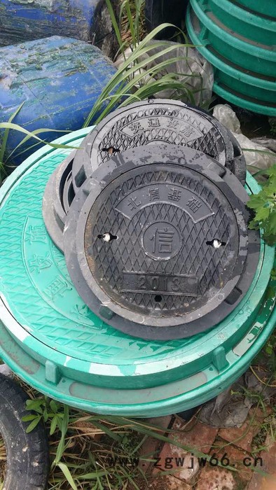 建尧环保设备各种模压井盖图4