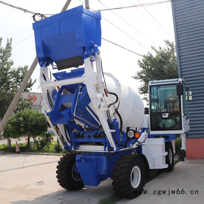 凯临重工 自上料滚筒式搅拌车 盘锦市自上料滚筒式搅拌车厂家图6