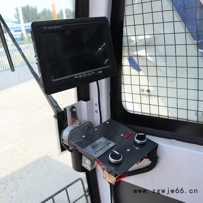 凯临重工 自上料滚筒式搅拌车 盘锦市自上料滚筒式搅拌车厂家图5