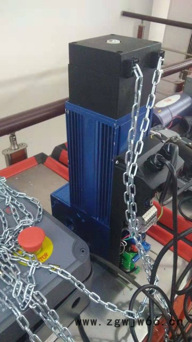 宏利/光明工业区厂房专用 滚筒硬质保温抗风快速门图3