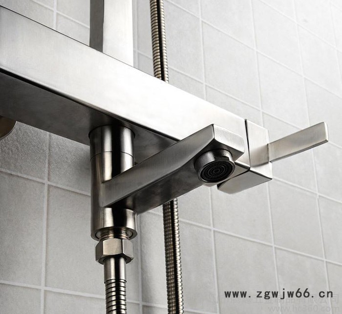 直销304不锈钢淋浴花洒套装淋浴喷头 卫浴套装不锈钢顶喷增压图3