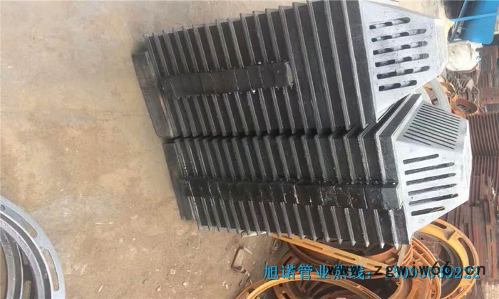 旭诺管业DN700球墨铸铁井盖 700防沉降铸铁井盖 雨水给排水检查井盖图3