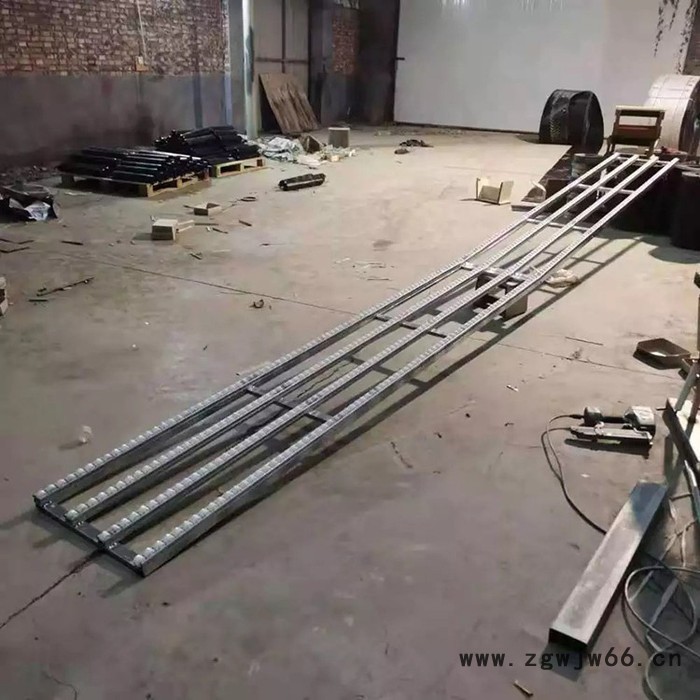 滚筒卸货滑梯 卸车滑轮滚道 物料卸货滑轮滚轮 常年供应图3