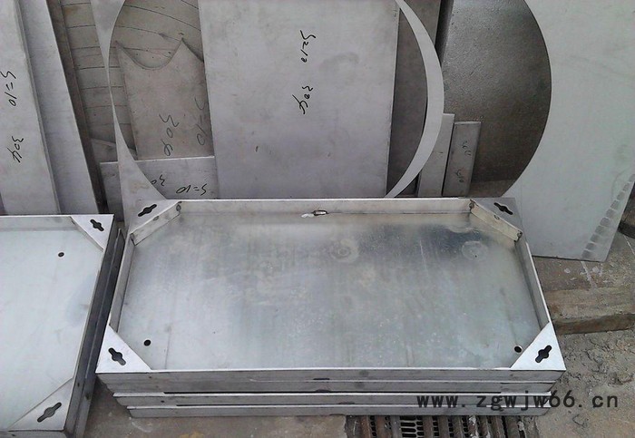 大量供应井盖，不锈钢井盖，不锈钢隐形井盖图2