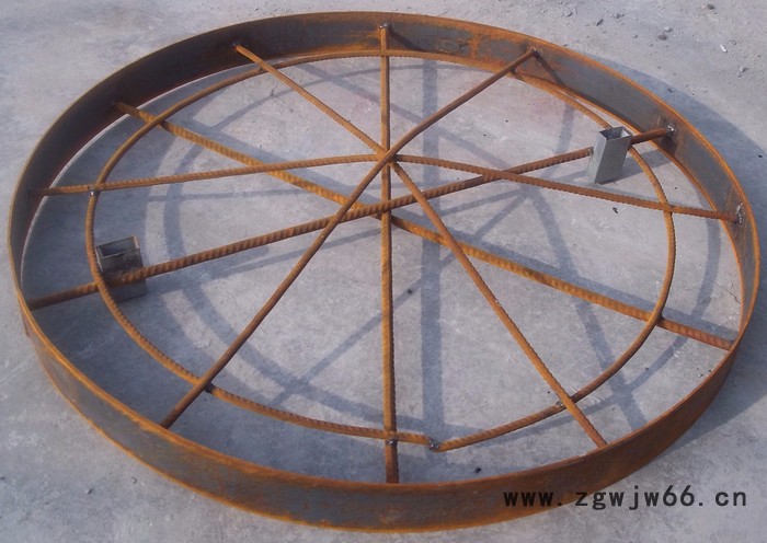 【济宁华力】厂家生产 井盖 直径700  ** 欢迎新老客户来电咨询