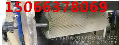 输送带滚筒清扫器 电动旋转清扫器 滚刷耐磨清扫器图2