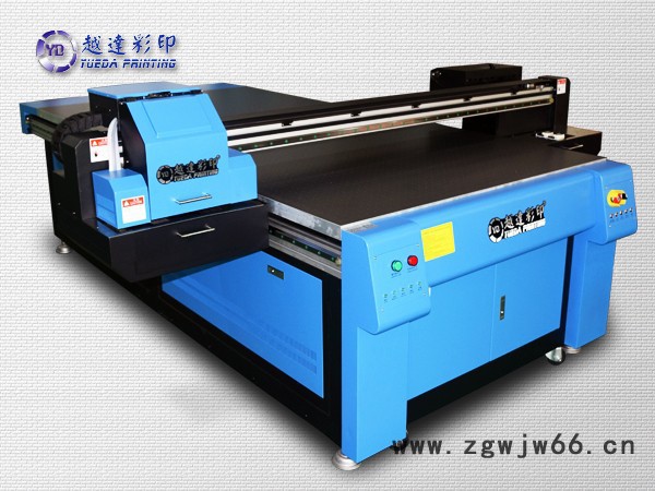 uv万能打印机，采用四代理光喷头，打印效果好精度高，平稳性良好 uv平板打印机图2