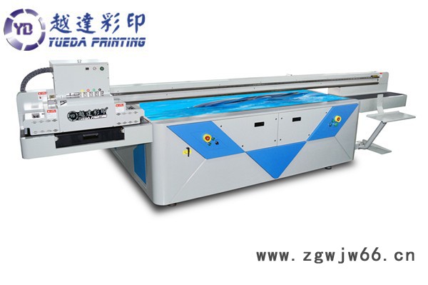 uv万能打印机，采用四代理光喷头，打印效果好精度高，平稳性良好 uv平板打印机