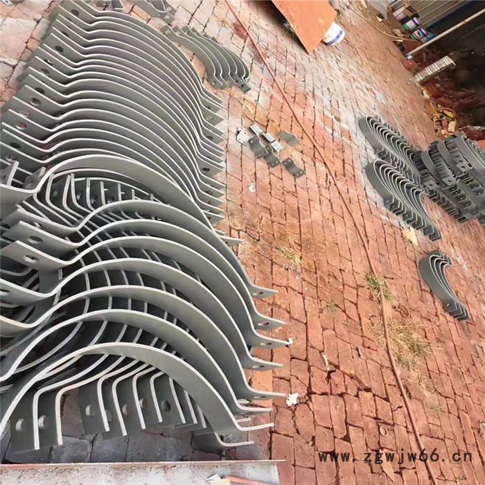 齐鑫101 双孔管夹 三孔管夹 C型螺杆管夹 C型钢带管夹 管夹厂家 型号齐全工期快 发货及时图3