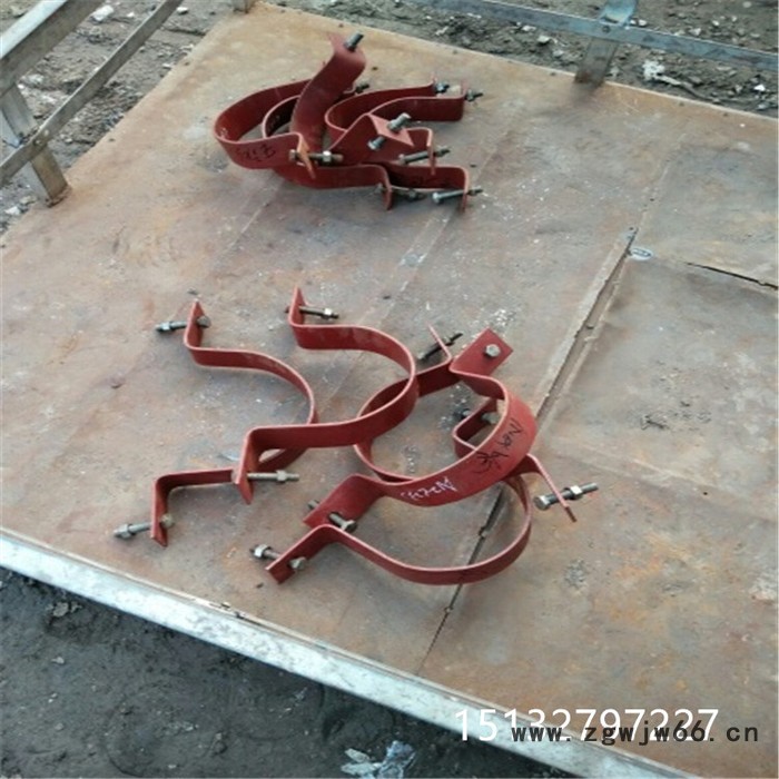 齐鑫11 三孔管夹 双孔短管夹 立管管夹 管夹管道支吊架厂家工期快规格齐全售后服务到位图7