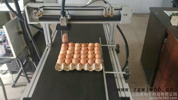 北京专业喷码机厂家博大喷码机年底促销,快来**吧!价格低,质量好,喷印清晰,机器没故障,喷头不堵免清洗,保修时间长。图2