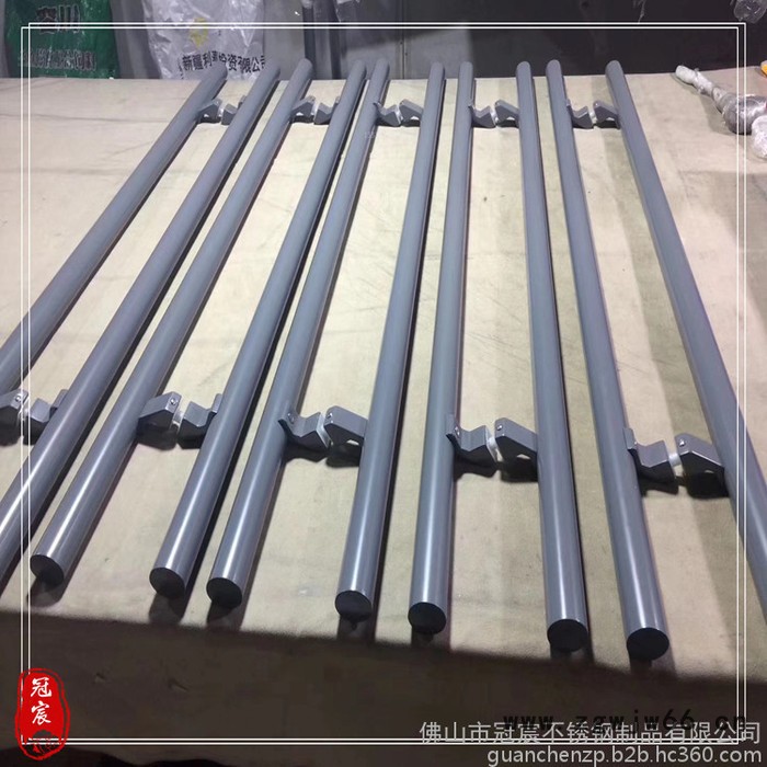 钛金圆管夹门拉手 酒店专用青古铜大把手 不锈钢拉手镀色制作加工图6