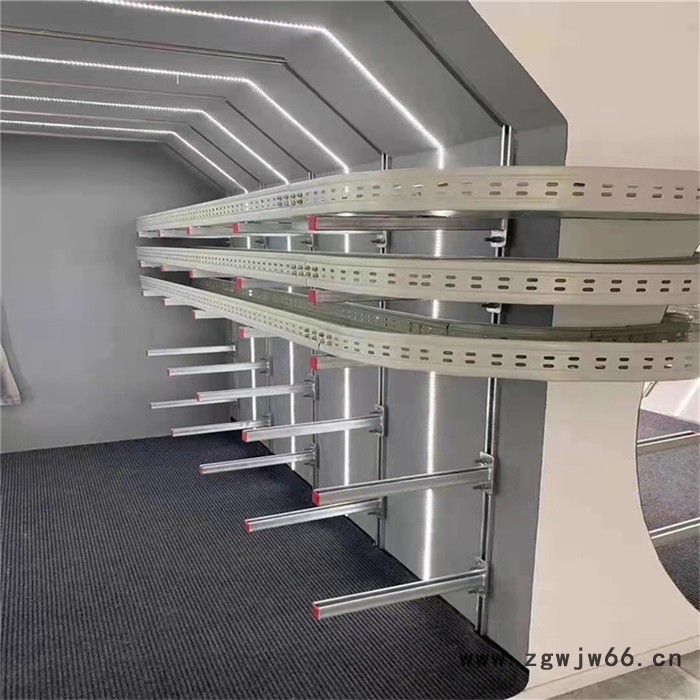 日甲生管廊抗震支架厂家供应 成品抗震支架 悬吊式管夹管道桥架光伏支架图3