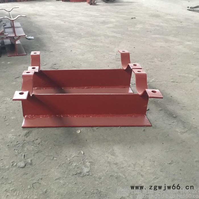 管夹管托 管夹T型管托图5