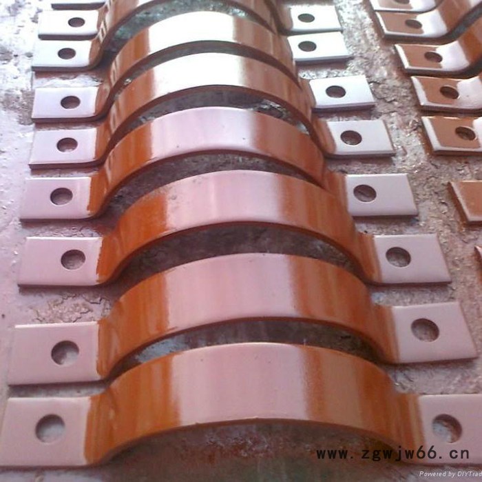 龙江 D10立管管夹 立管管夹 焊接横担 管夹横担  三孔管夹等等图2