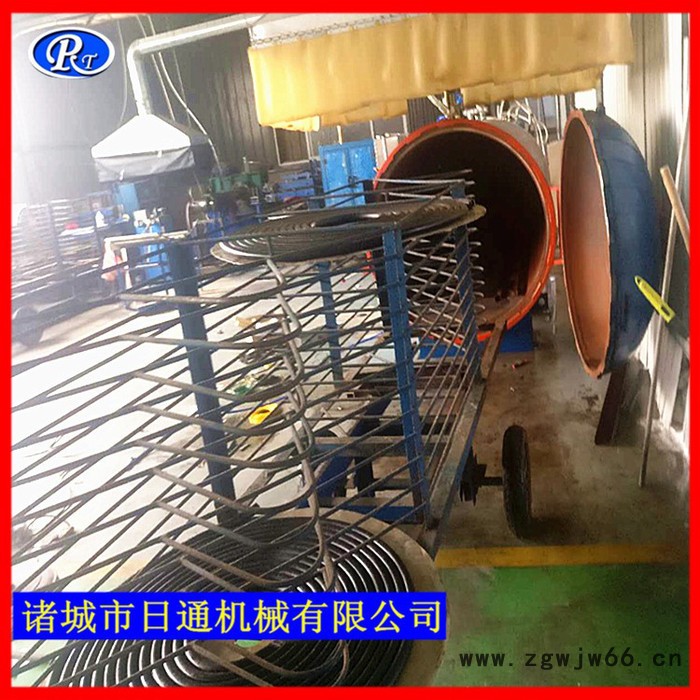 安徽淮北大型硫化罐厂家生产的滚筒包胶硫化罐型号齐全,包邮到家图3