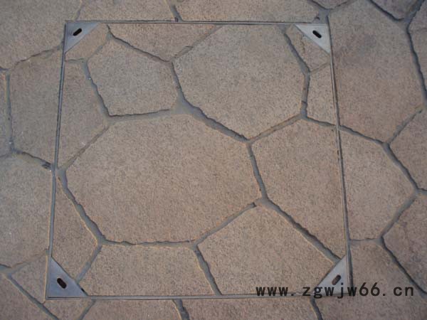 湖南长沙不锈钢井盖，隐形井盖，水篦子，不锈钢水沟盖板，不锈钢格栅，生产安装厂家图7